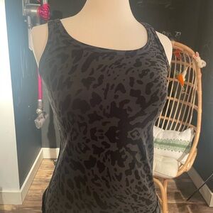 Lululemon size 6 Black and Gray Cheetah Tank